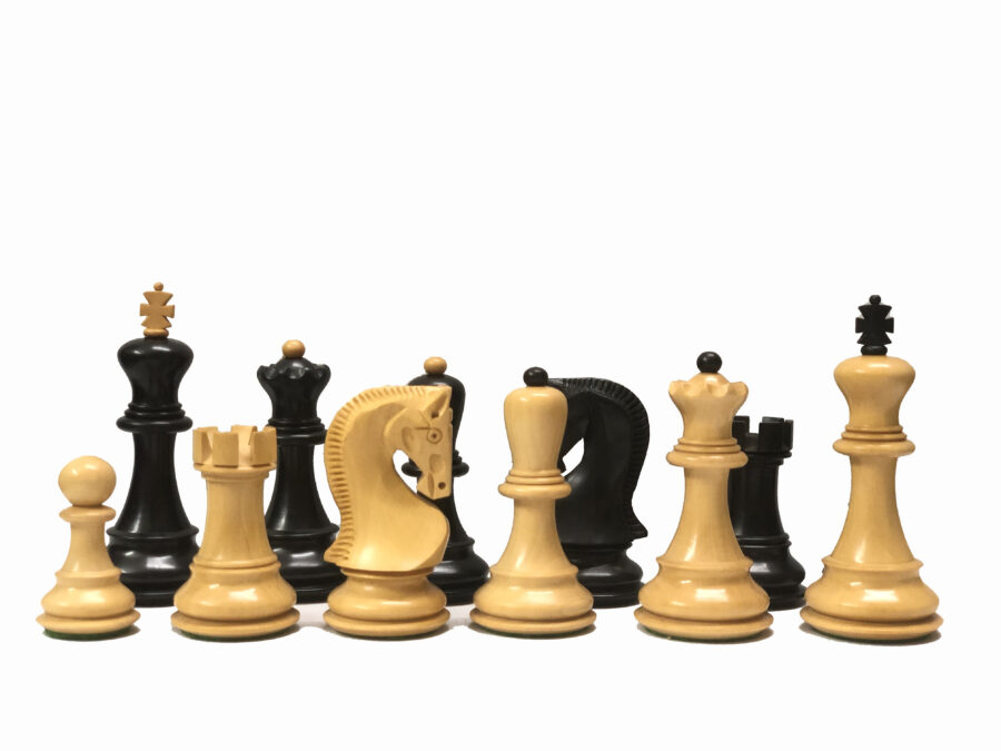 KM007 – Zebra Chess Pieces