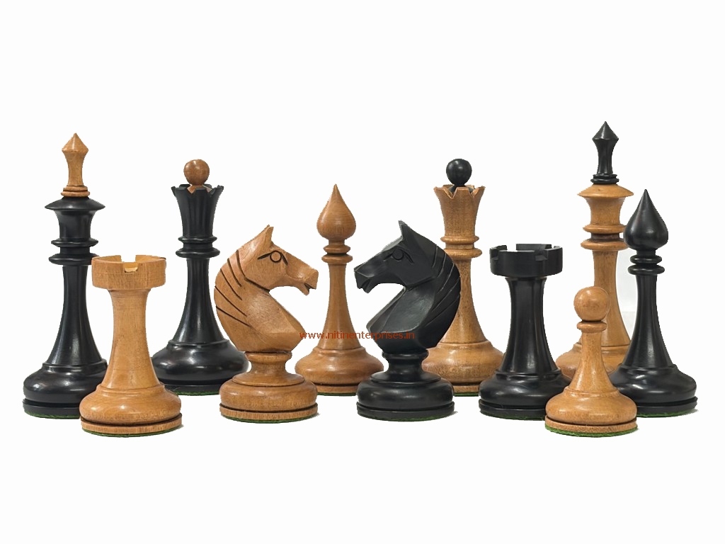 K121 - Soviet USSR 1970 Reproduced Distressed Chess pieces - Image 2